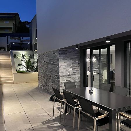Luxury Villa Lorena With Heated Pool, Jacuzzi,Sauna And Seaview Crikvenica Eksteriør billede
